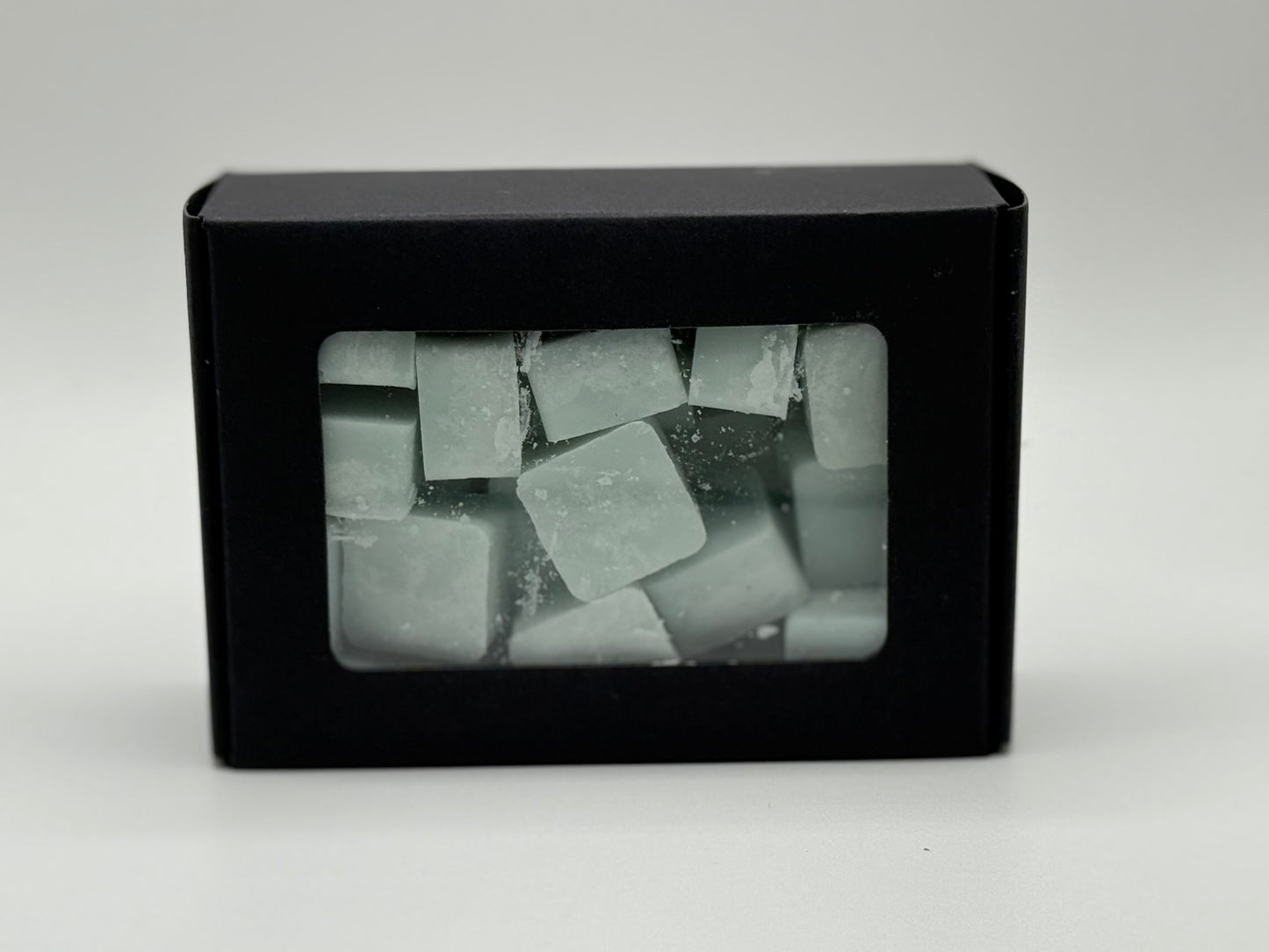 "White Linen" Handcrafted 2.5 oz Soy Wax Scented Wax Melts