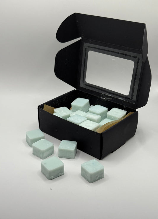 "White Linen" Handcrafted 2.5 oz Soy Wax Scented Wax Melts