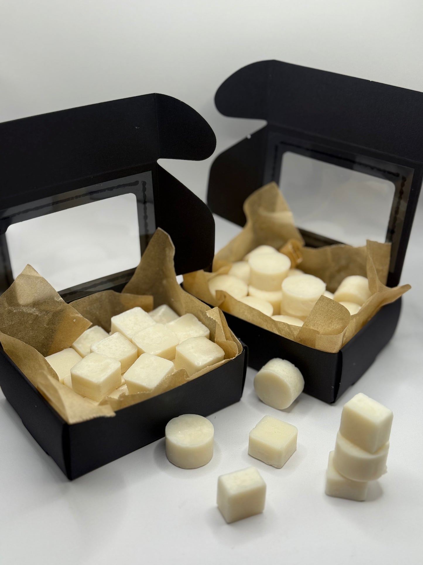 "Golden Loaf' Handcrafted 2.5 oz Soy Wax Scented Wax Melts